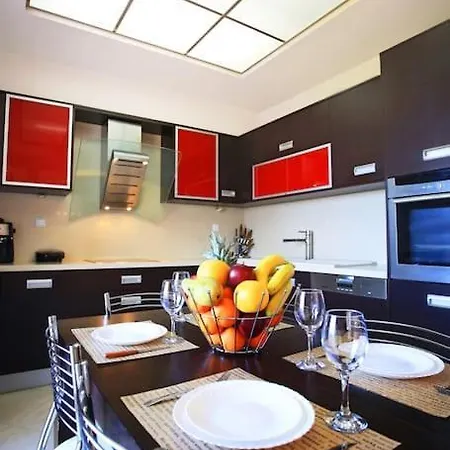 Villa Pelagos View *